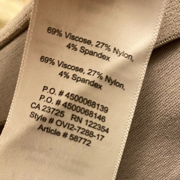 LAST DAY TO BUY!! Aritzia skirt - Picture 11 of 11